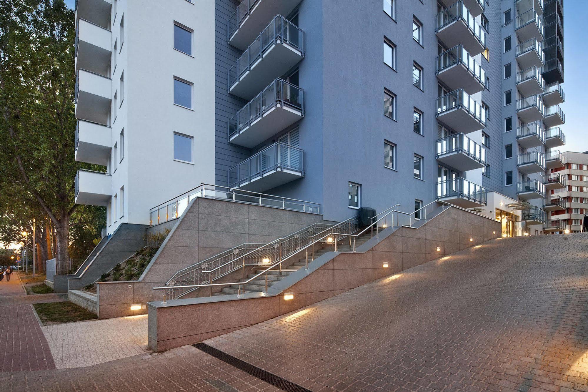 Irs Royal Apartments Apartamenty Irs Trzy Zagle Gdansk Exterior foto